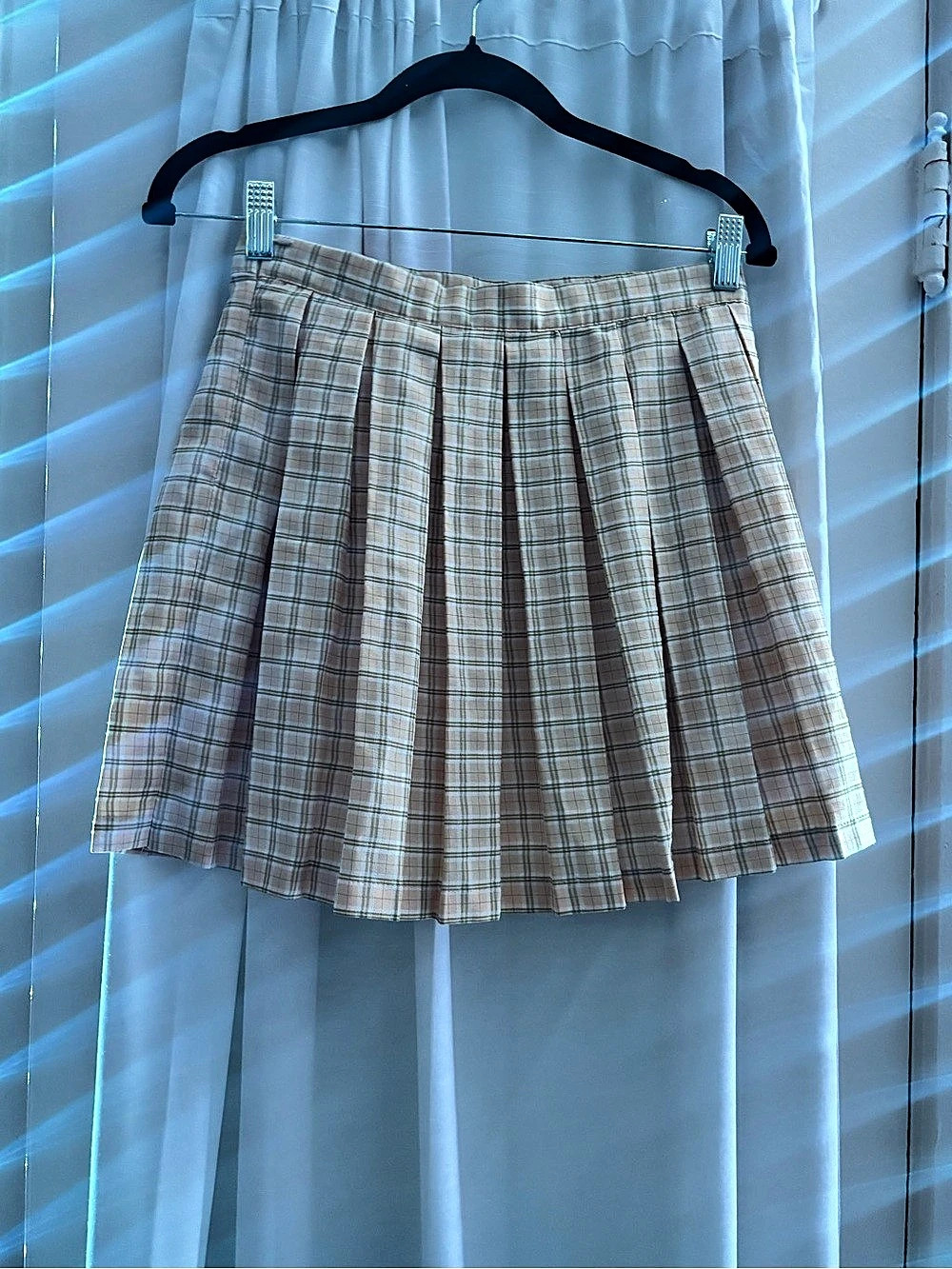 Cali 1850 Plaid Pleated Mini Skirt Beige & Brown Small